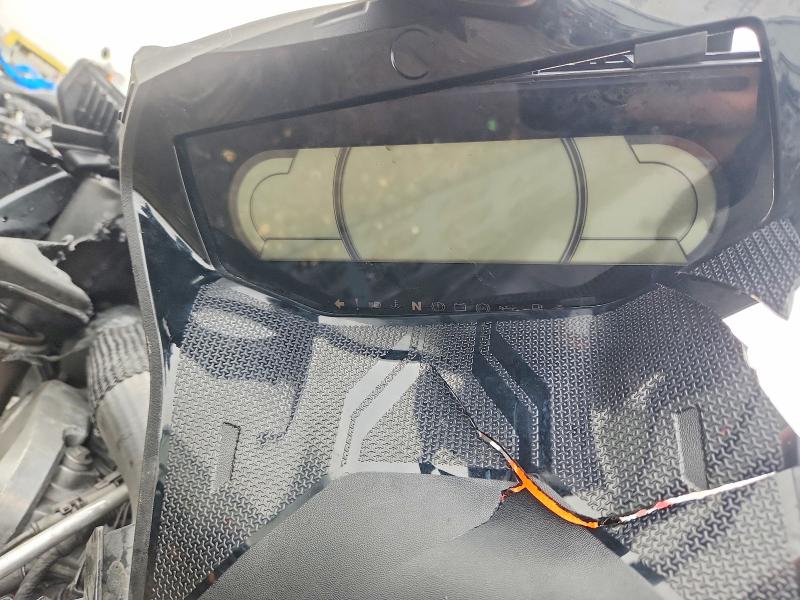 Фото 8 - SKI-DOO SNOWMOBILE