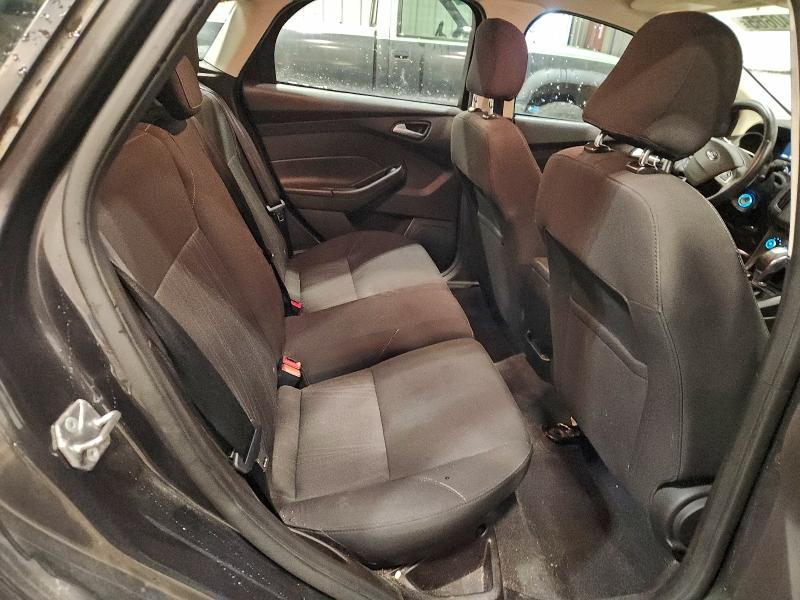 Фото 10 - FORD FOCUS