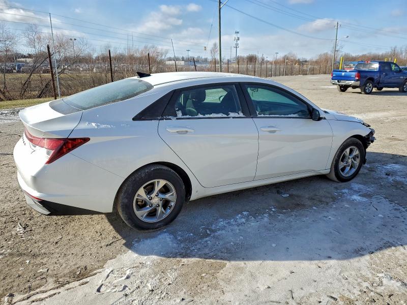 Фото 3 - HYUNDAI ELANTRA