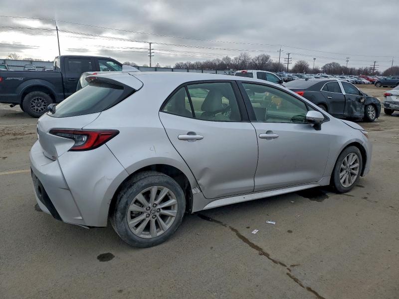 Фото 3 - TOYOTA COROLLA