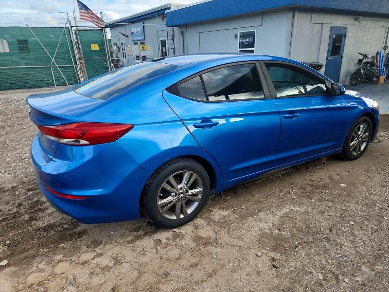 Фото 3 - HYUNDAI ELANTRA