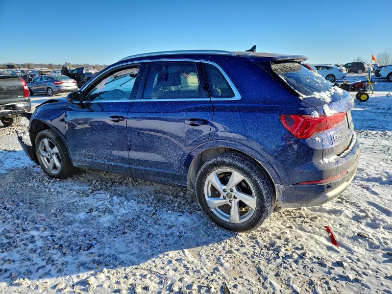 Фото 2 - AUDI Q3