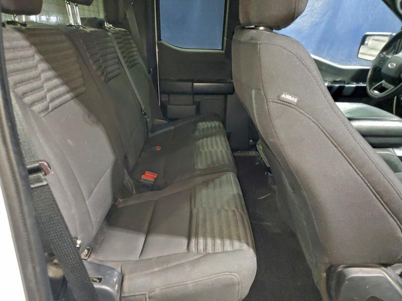 Фото 10 - FORD F-150