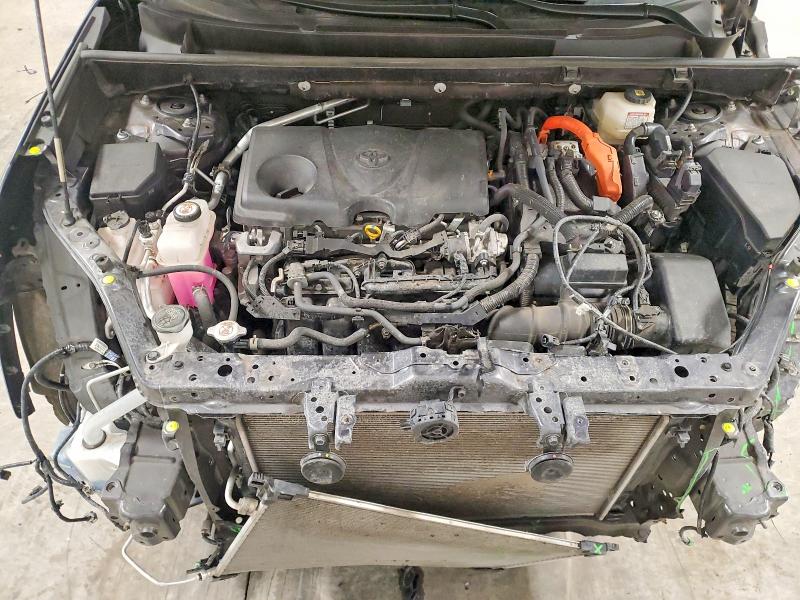 Фото 11 - TOYOTA RAV4