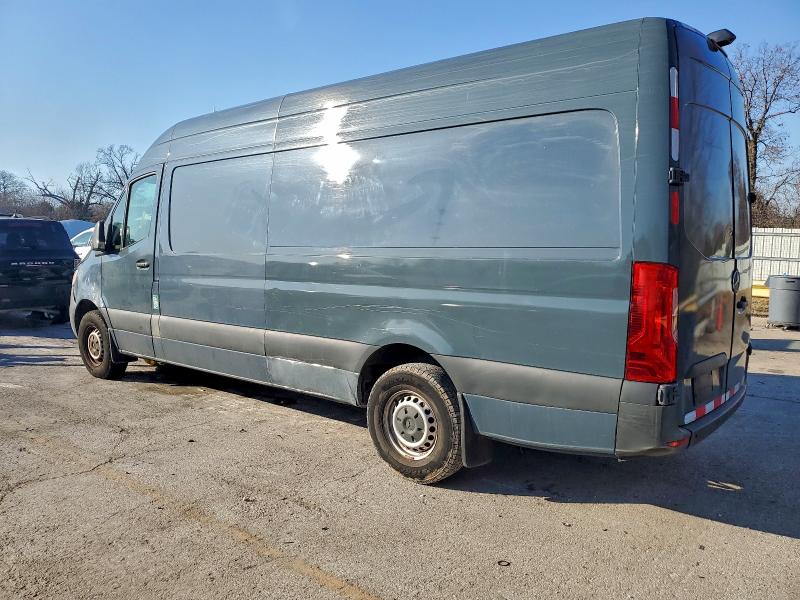 Фото 2 - MERCEDES-BENZ SPRINTER