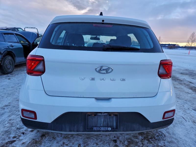 Фото 6 - HYUNDAI VENUE