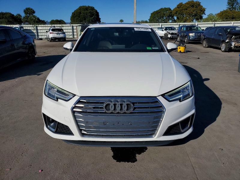 Фото 5 - AUDI A4