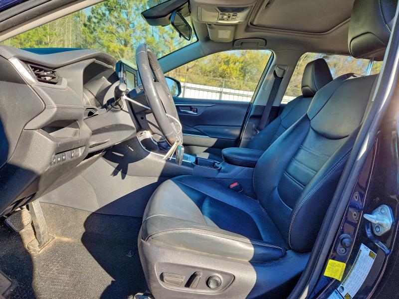 Фото 7 - TOYOTA RAV4