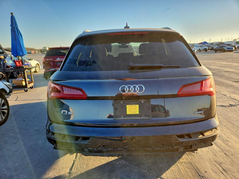 Фото 6 - AUDI Q5