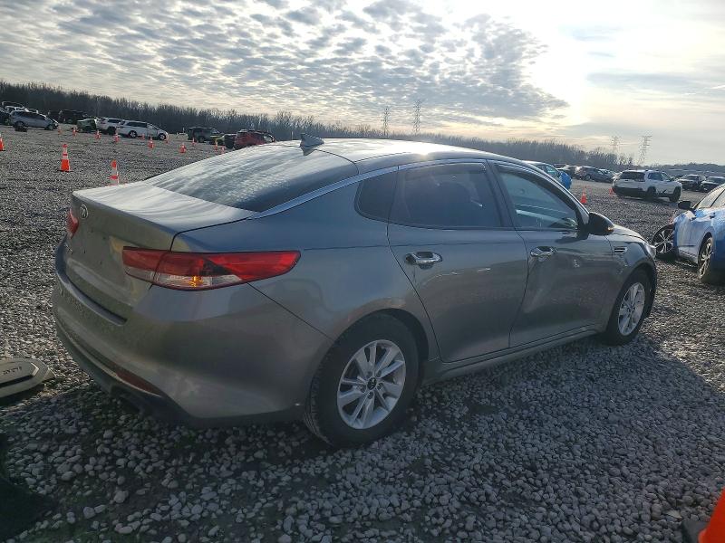 Фото 3 - KIA OPTIMA