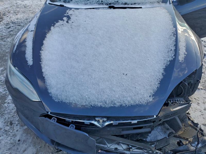 Фото 11 - TESLA MODEL S