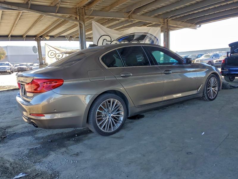 Фото 3 - BMW 5 SERIES