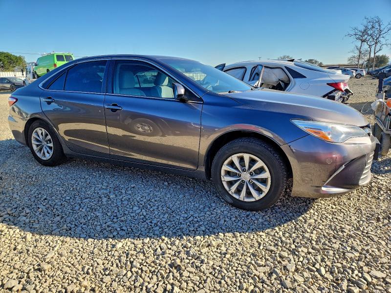 Фото 4 - TOYOTA CAMRY