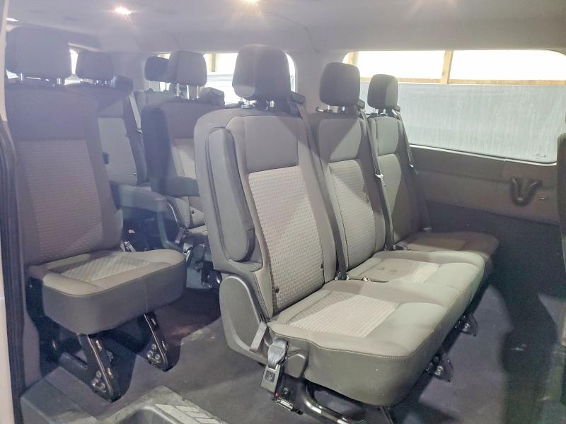 Фото 11 - FORD TRANSIT