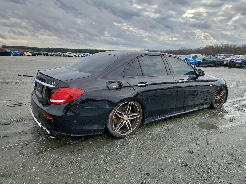 Фото 3 - MERCEDES-BENZ E-CLASS