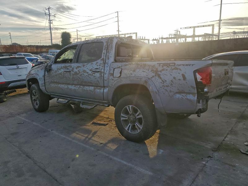 Фото 2 - TOYOTA TACOMA