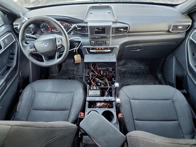 Фото 8 - FORD EXPLORER