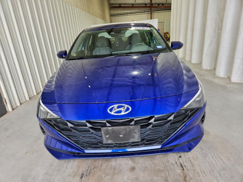 Фото 5 - HYUNDAI ELANTRA