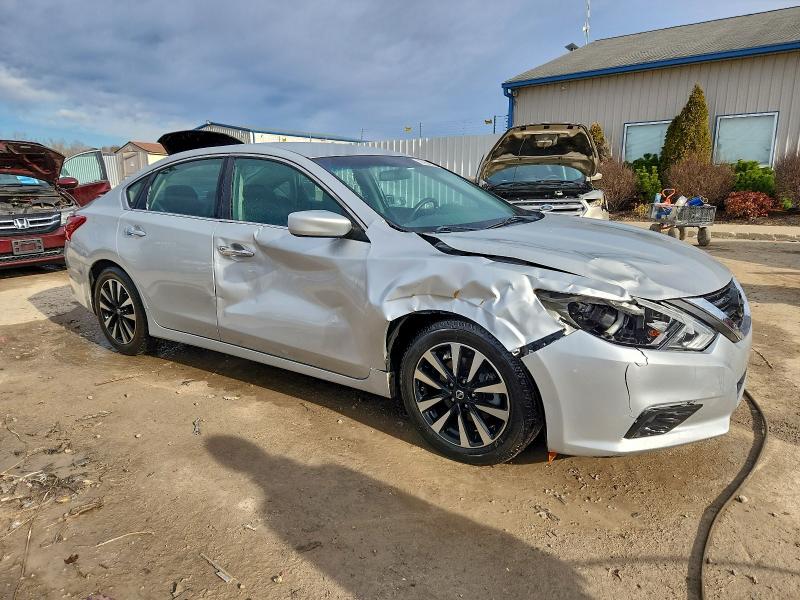 Фото 4 - NISSAN ALTIMA