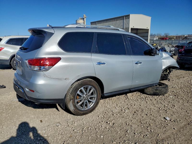 Фото 3 - NISSAN PATHFINDER