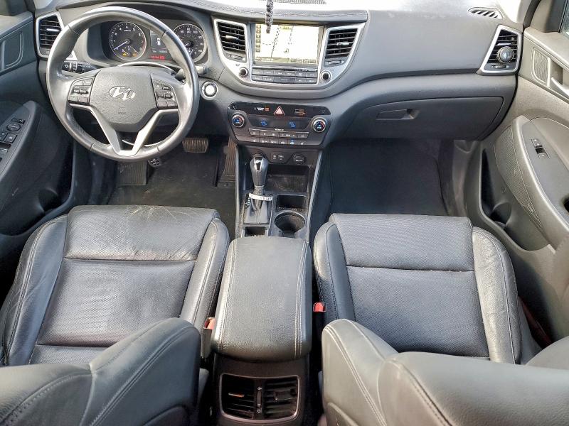 Фото 8 - HYUNDAI TUCSON