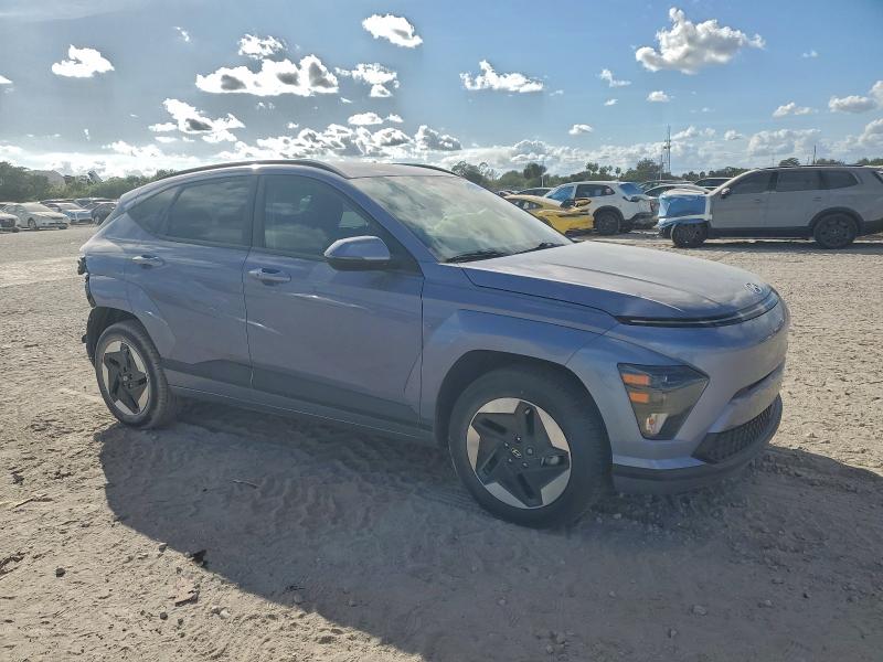 Фото 4 - HYUNDAI KONA