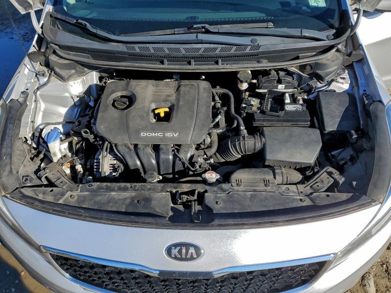 Фото 11 - KIA FORTE