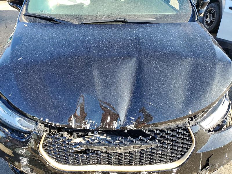 Фото 12 - CHRYSLER PACIFICA