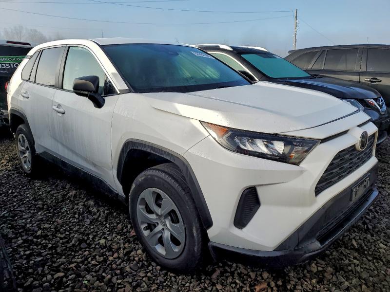 Фото 4 - TOYOTA RAV4