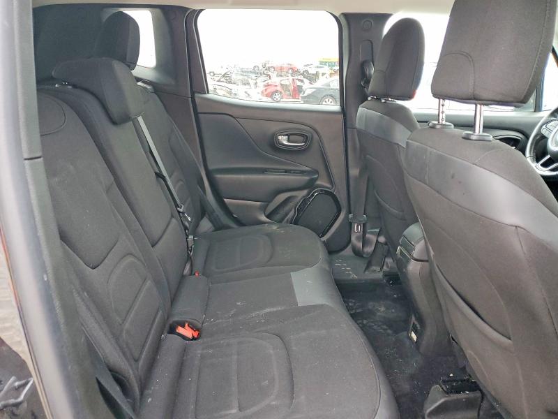 Фото 10 - JEEP RENEGADE