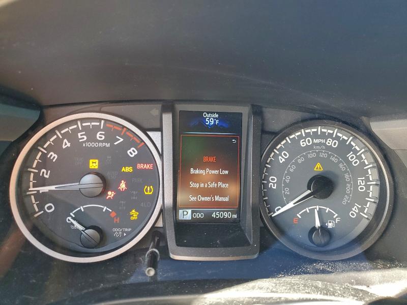 Фото 9 - TOYOTA TACOMA