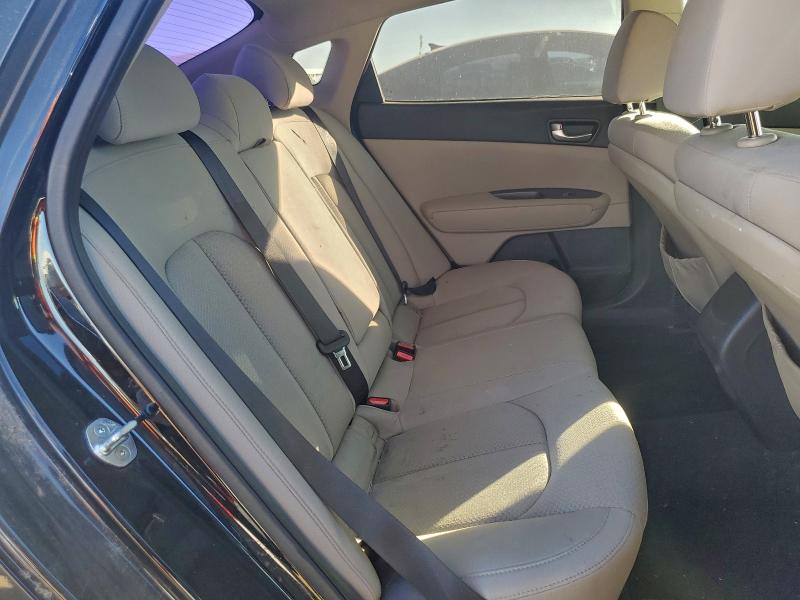 Фото 10 - KIA OPTIMA