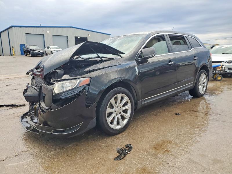 Фото 1 - LINCOLN MKT