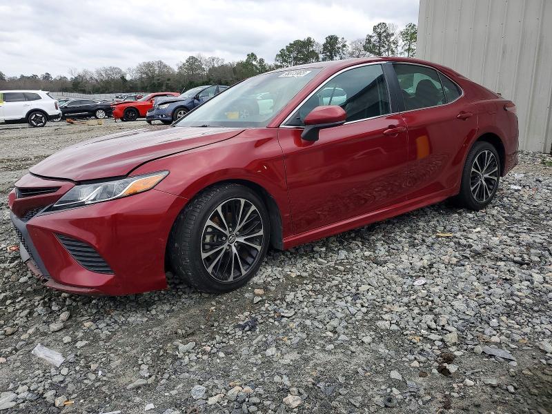Фото 1 - TOYOTA CAMRY
