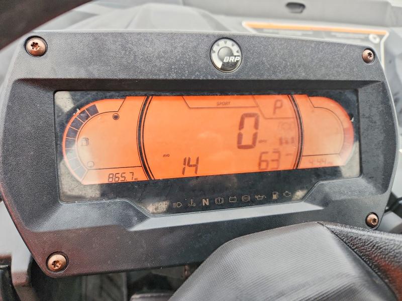 CAN-AM COMMANDER 2021