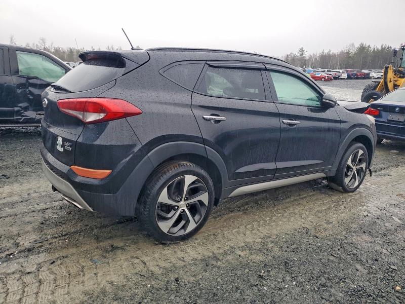 Фото 3 - HYUNDAI TUCSON