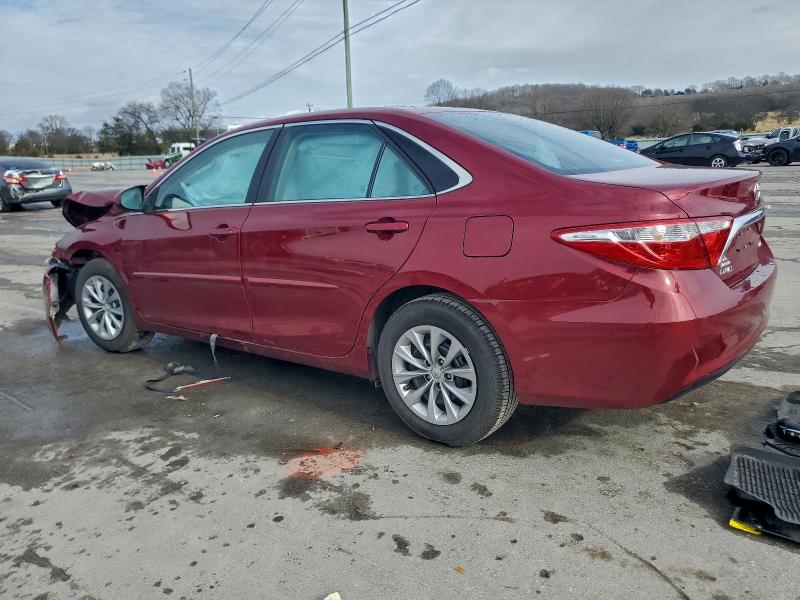 Фото 2 - TOYOTA CAMRY