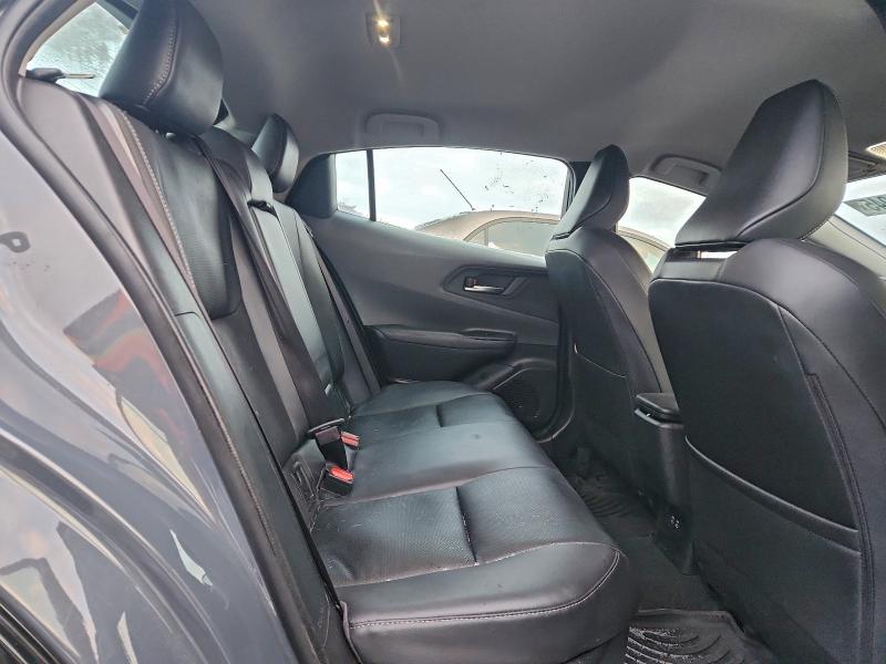 Фото 10 - TOYOTA PRIUS