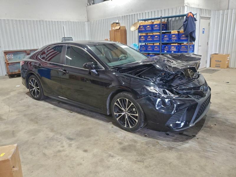 Фото 4 - TOYOTA CAMRY