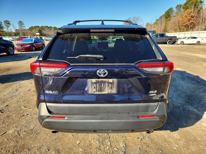 Фото 6 - TOYOTA RAV4