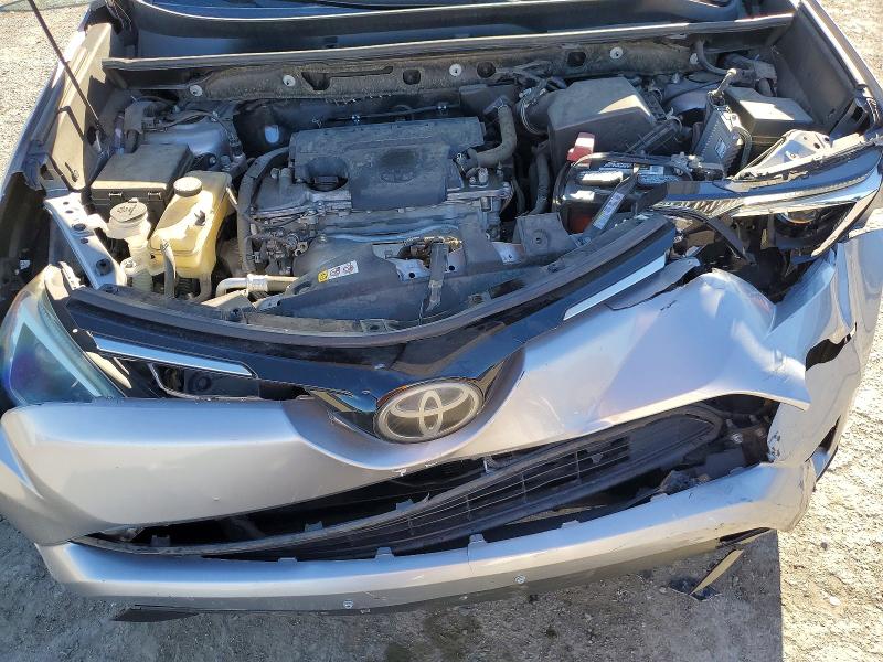 Фото 12 - TOYOTA RAV4