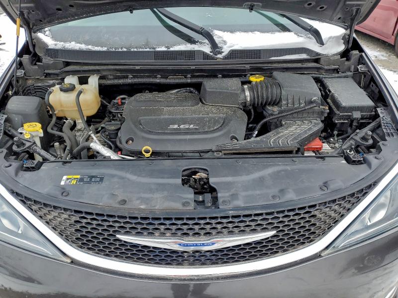 Фото 12 - CHRYSLER PACIFICA