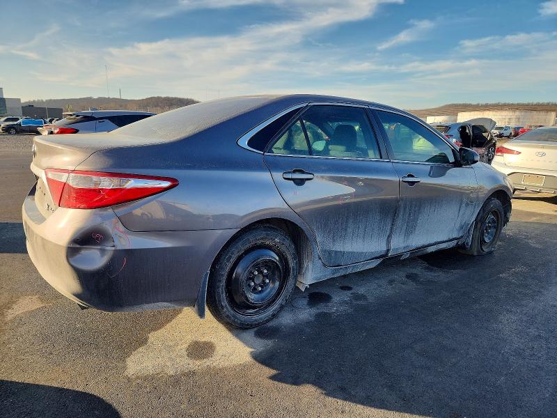 Фото 3 - TOYOTA CAMRY