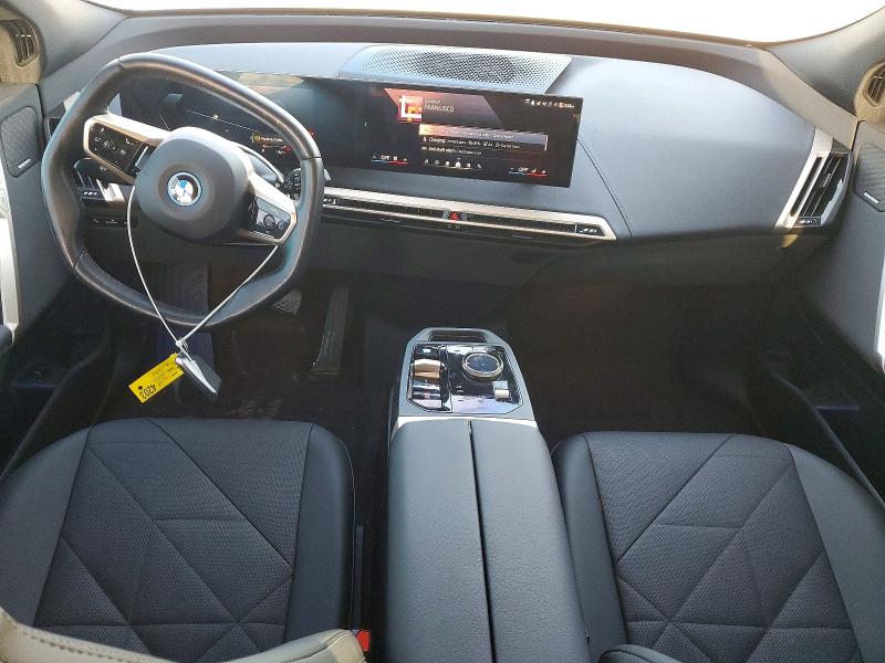 Фото 8 - BMW IX XDRIVE5