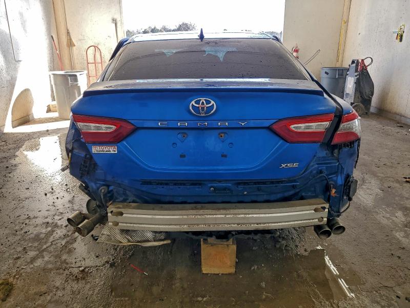 Фото 6 - TOYOTA CAMRY