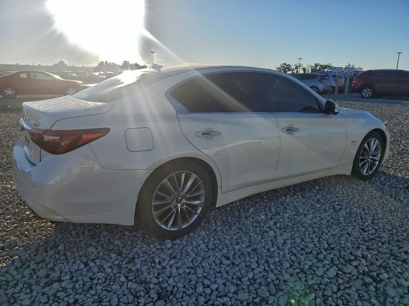 Фото 3 - INFINITI Q50