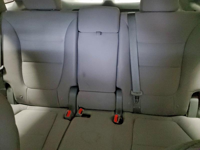 Фото 10 - KIA SORENTO