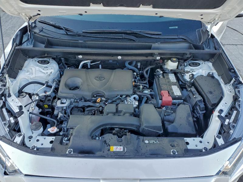 Фото 12 - TOYOTA RAV4