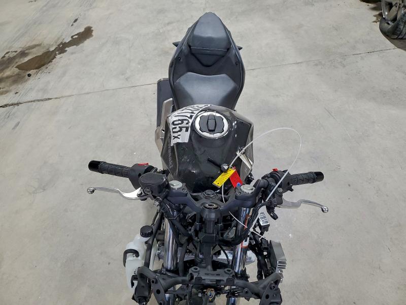 KAWASAKI NINJA 500 2025