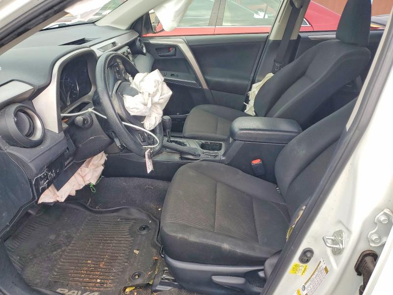 Фото 7 - TOYOTA RAV4